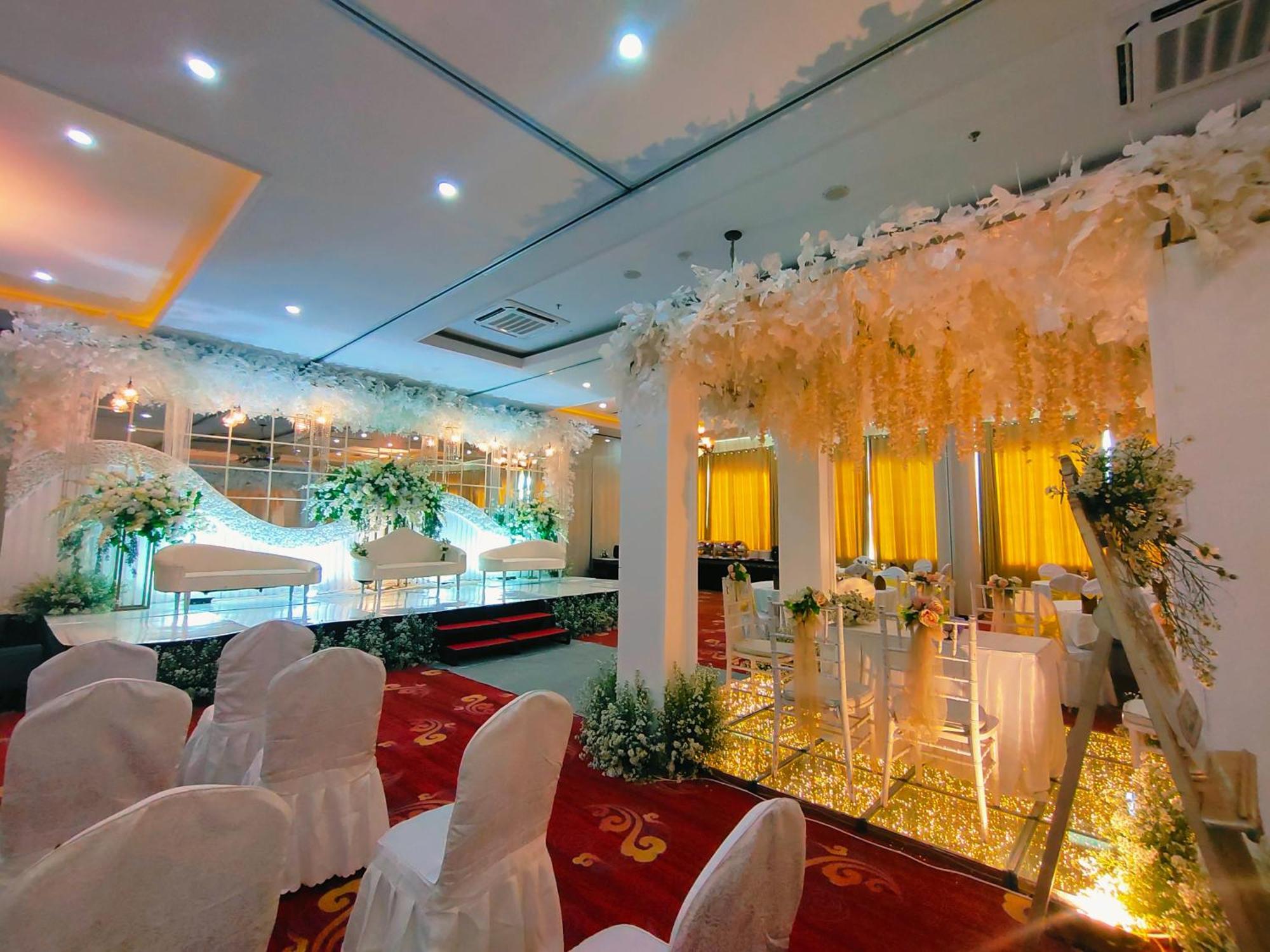 Sindoro Hotel Cilacap By Conary Экстерьер фото