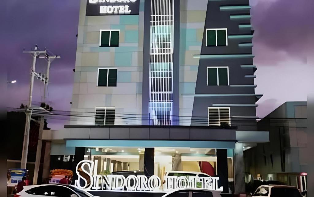 Sindoro Hotel Cilacap By Conary Экстерьер фото